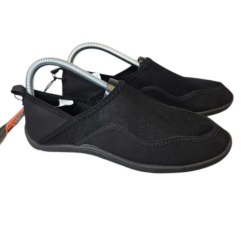 NWT DBX Youth 7 Black Breathable Lightweight Water Shoes